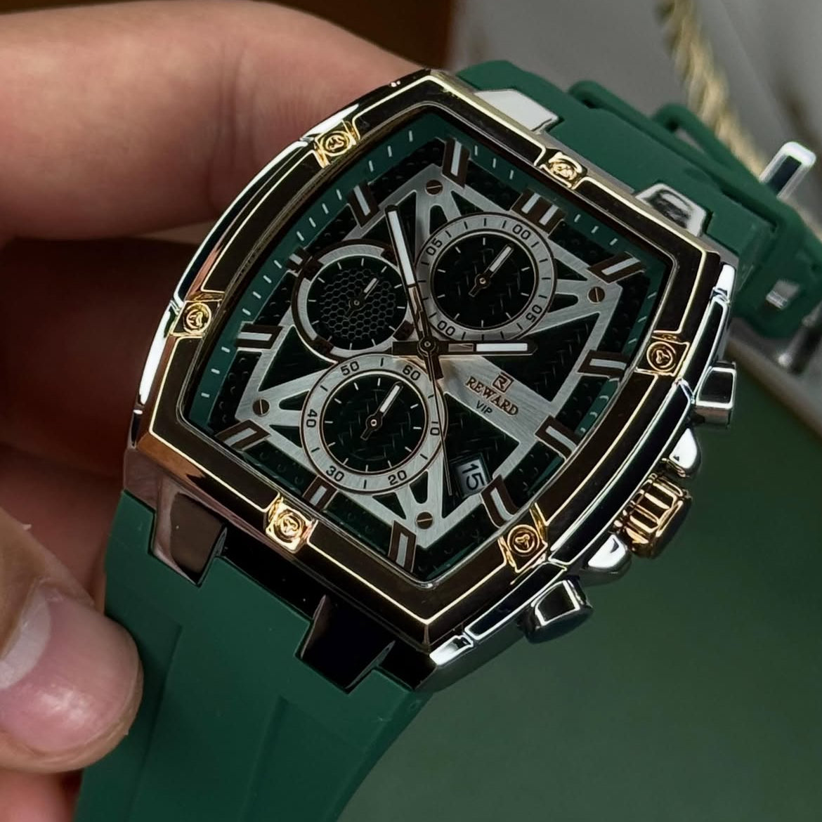 RELOJ REWARD VIP CRONÓGRAFO EN COLOR VERDE OSCURO / ORIGINAL